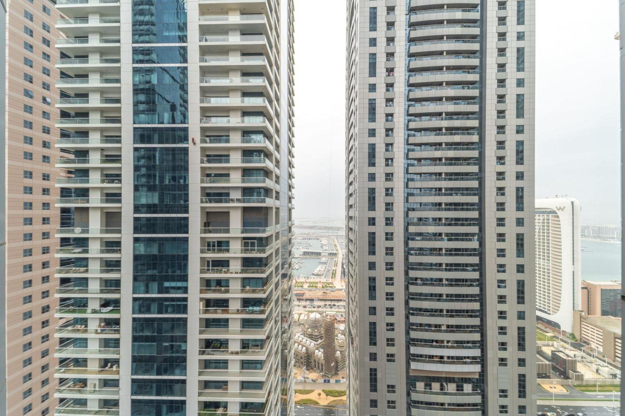 Frank Porter - Torch Tower Dubai Buitenkant foto